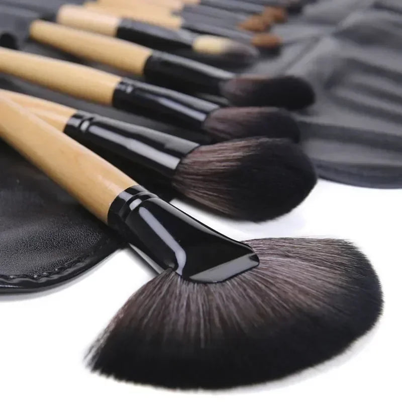 Gift Bag Of 24 Makeup Brush Sets Professional