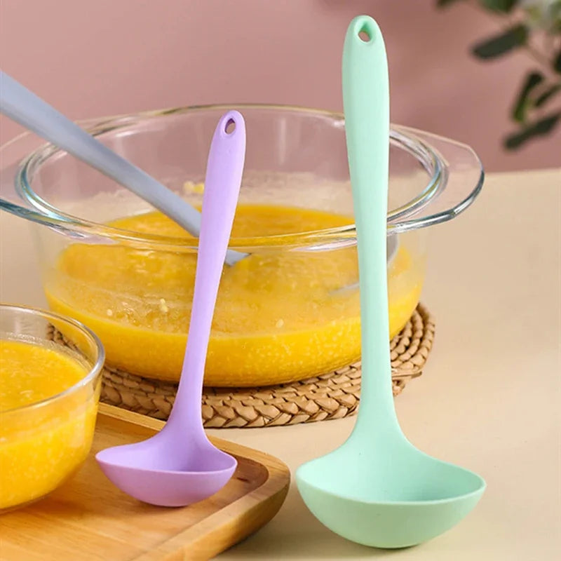 1pc Long Handle Silicone Soup Spoon Ramen Noodles