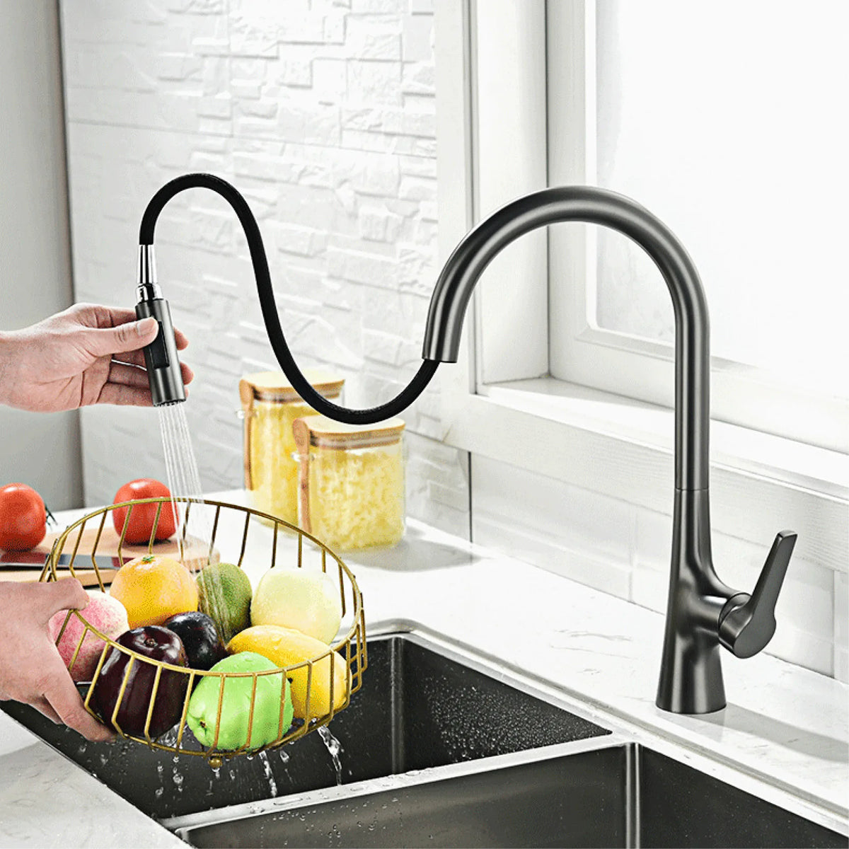 Aitana Modern Brushed Gold Faucet Handle Hole Ceramic