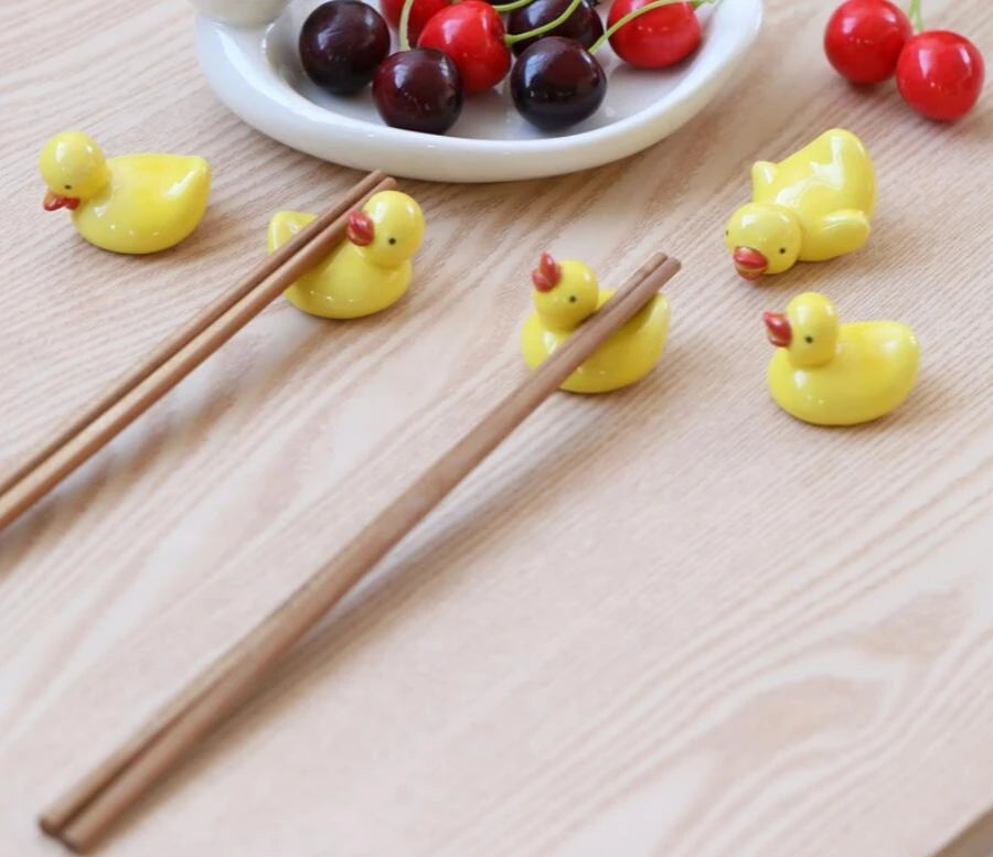 1-5pcs Funny Duck Ceramic Crafts Chopstick Shelf Resturant