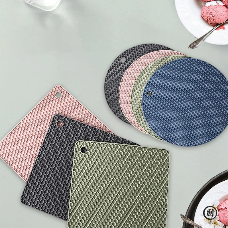 2/4 Heat Resistant Silicone Mat Drink Cup Coasters