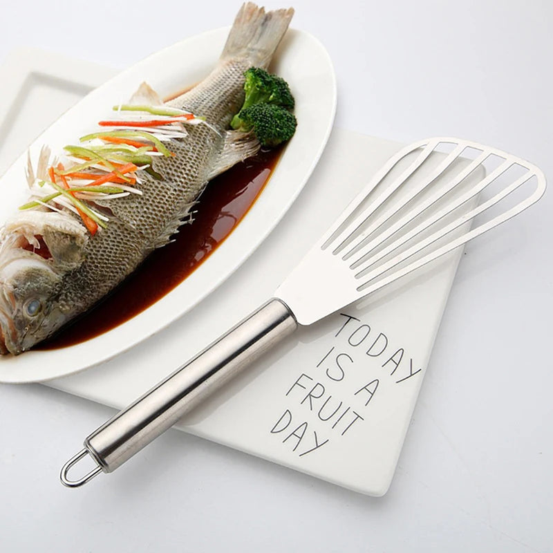 1pc Stainless Steel Slotted Fish Turner Spatula Flexible
