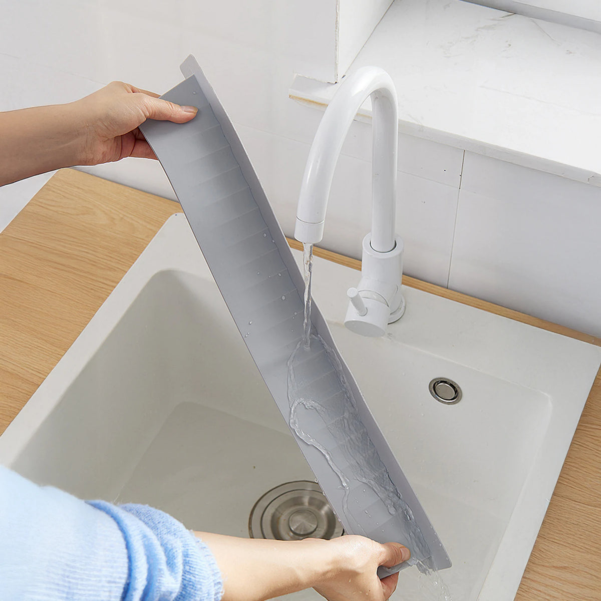 Water Stopper Silicone Sink Splash Guard Suction Cups
